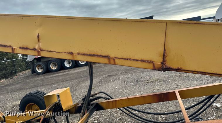 image for item DO3281 1995 Finlay 524 conveyor