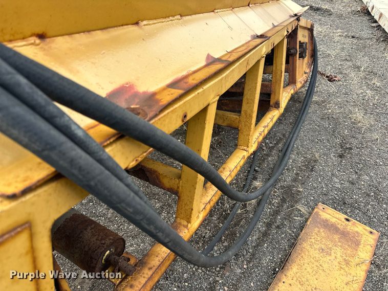 image for item DO3281 1995 Finlay 524 conveyor