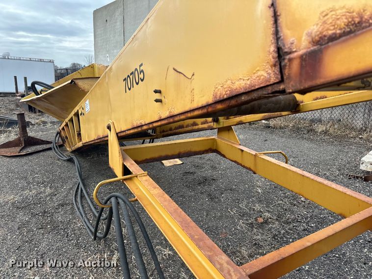 image for item DO3281 1995 Finlay 524 conveyor