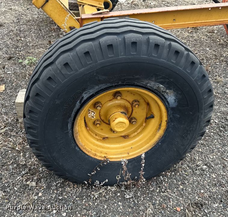 image for item DO3281 1995 Finlay 524 conveyor