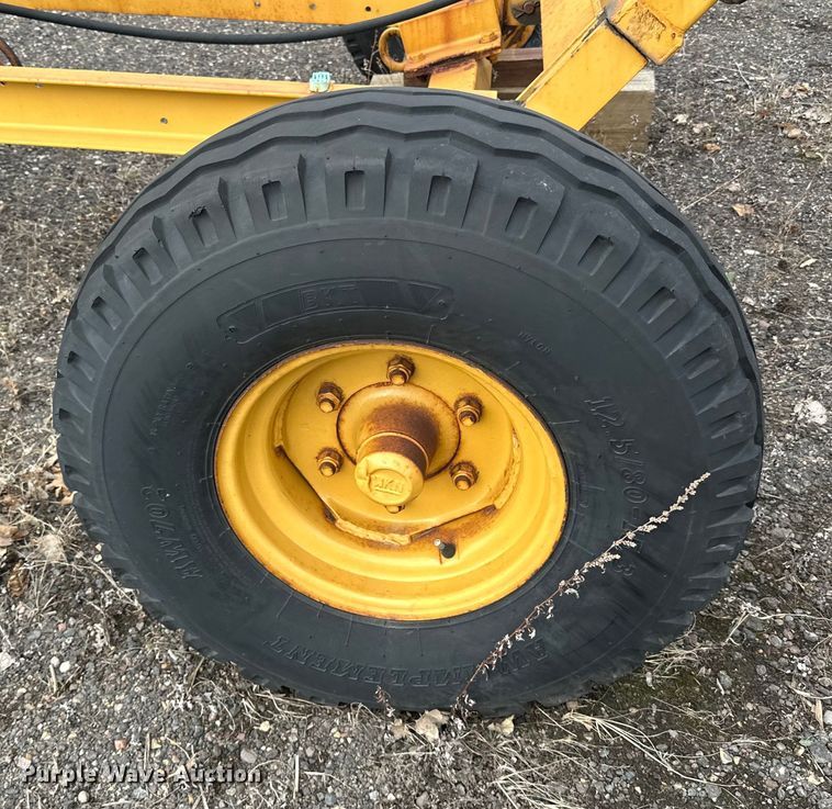 image for item DO3281 1995 Finlay 524 conveyor