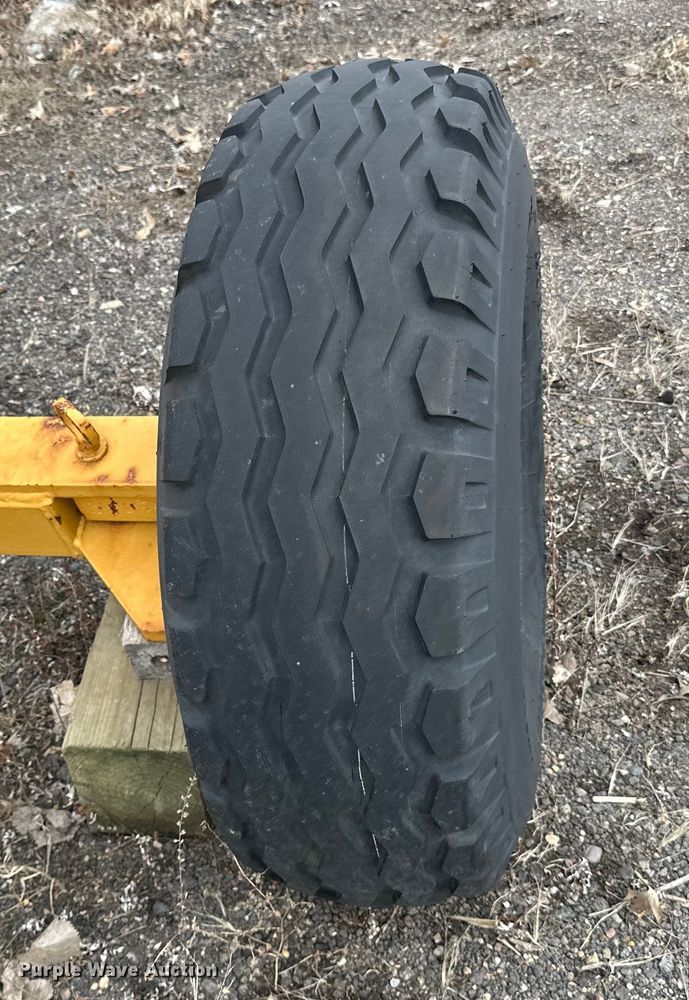 image for item DO3281 1995 Finlay 524 conveyor