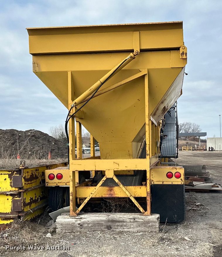 image for item DO3282 CEC Roadrunner screening plant