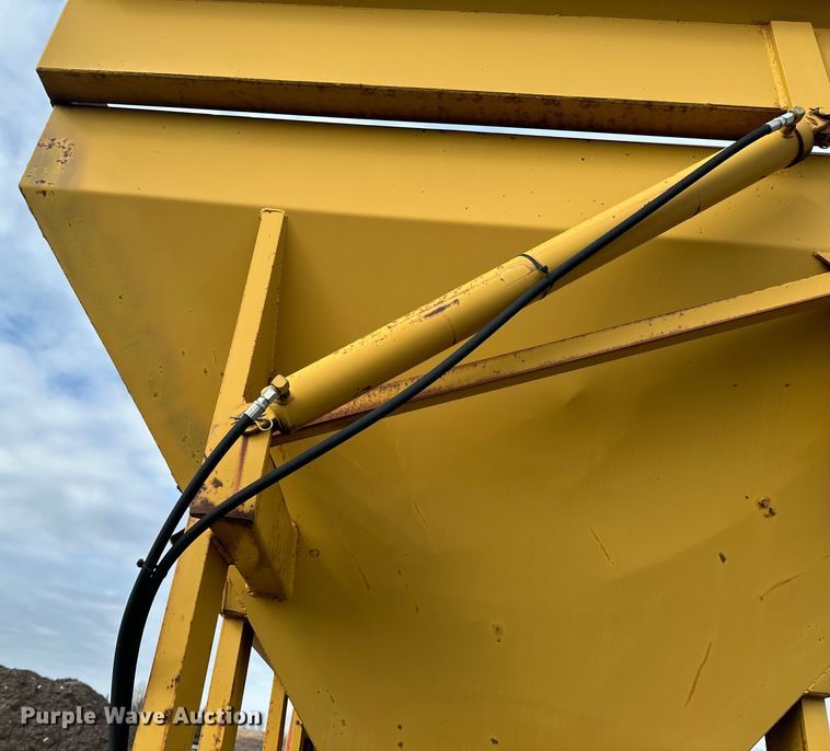 image for item DO3282 CEC Roadrunner screening plant