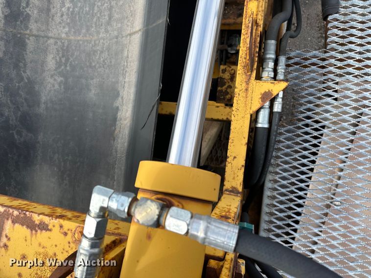 image for item DO3282 CEC Roadrunner screening plant