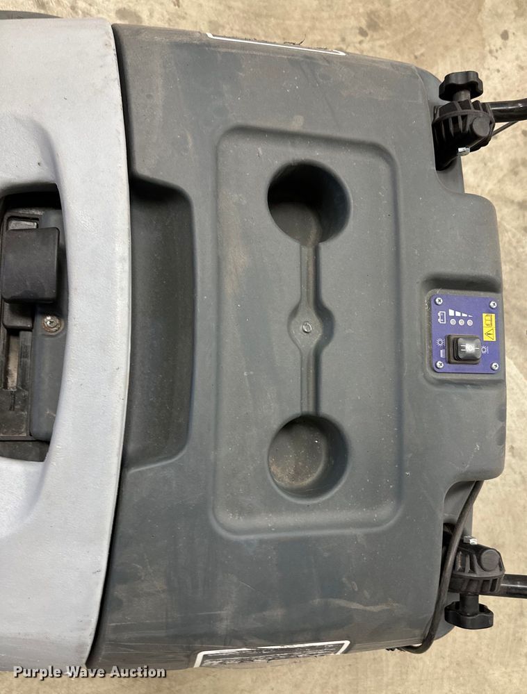 image for item DO3415 Advance  Sweeper 28B floor sweeper 