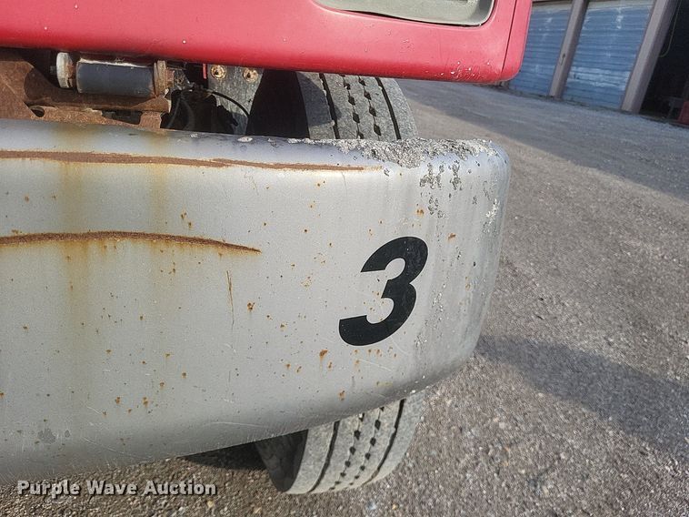 image for item DO4856 1999 GMC C8500 dump truck