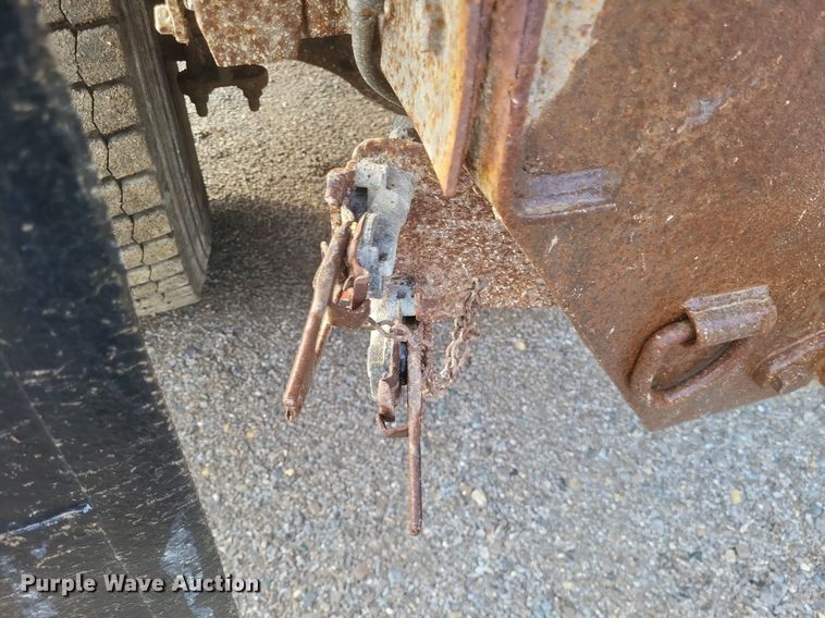 image for item DO4856 1999 GMC C8500 dump truck