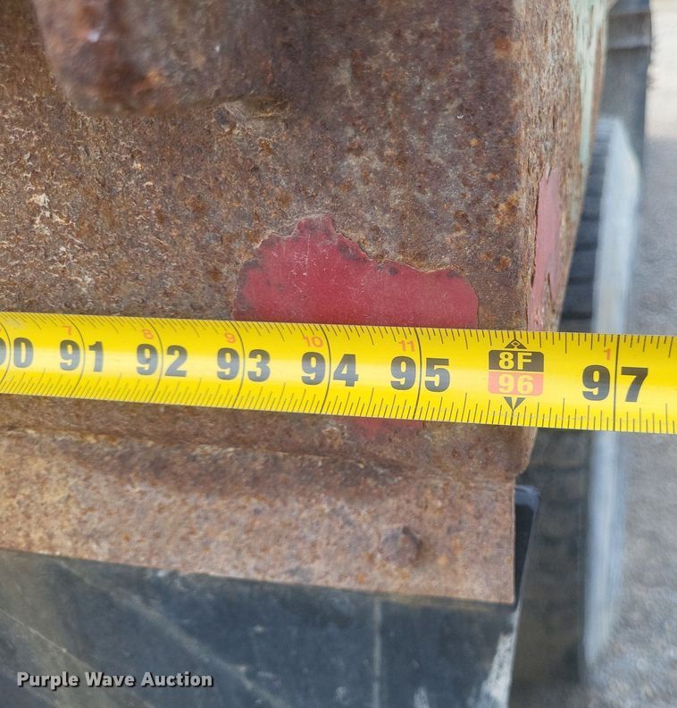 image for item DO4856 1999 GMC C8500 dump truck