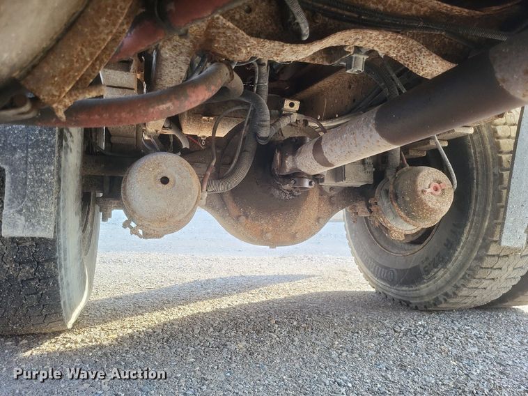 image for item DO4856 1999 GMC C8500 dump truck