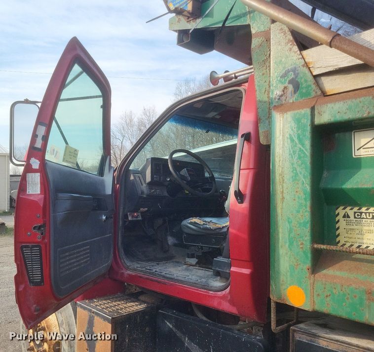 image for item DO4856 1999 GMC C8500 dump truck