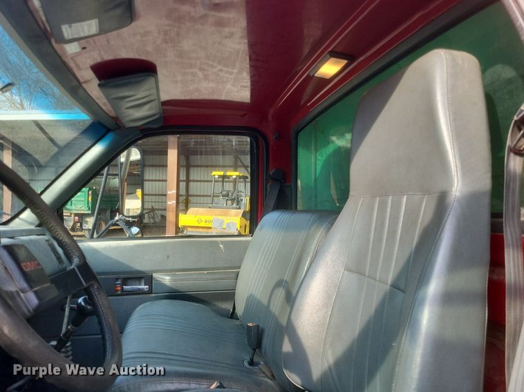 image for item DO4856 1999 GMC C8500 dump truck