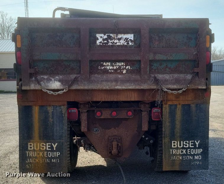 image for item DO4857 1997 GMC C8500 dump truck
