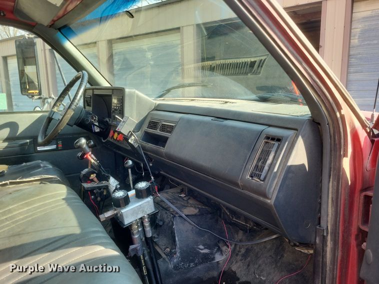 image for item DO4857 1997 GMC C8500 dump truck