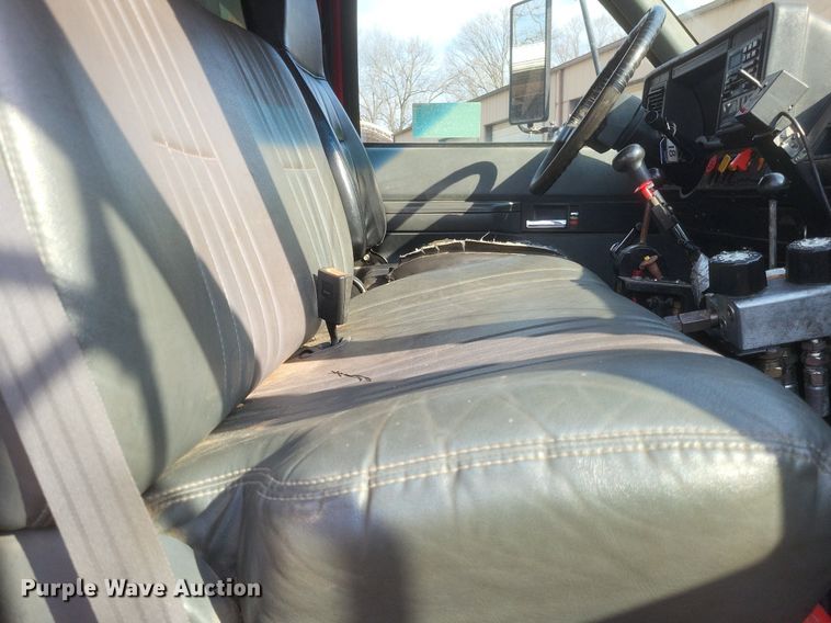 image for item DO4857 1997 GMC C8500 dump truck