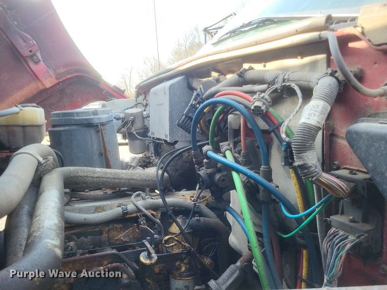 image for item DO4857 1997 GMC C8500 dump truck