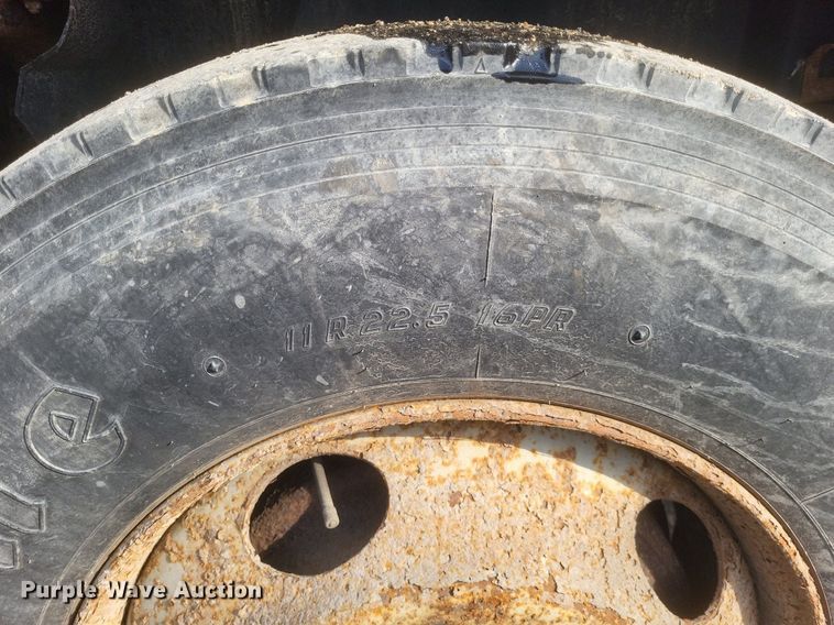 image for item DO4857 1997 GMC C8500 dump truck