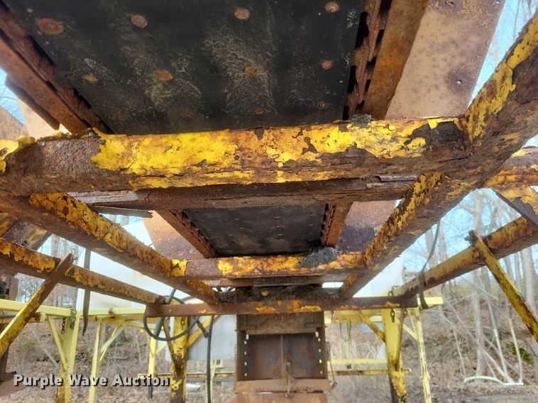 image for item DO4857 1997 GMC C8500 dump truck