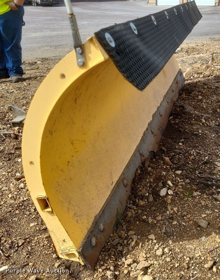 image for item DO4864 Meyer LP9.0 snow plow