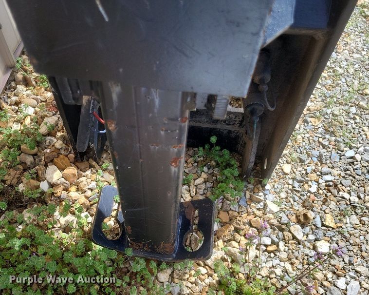 image for item DO4864 Meyer LP9.0 snow plow