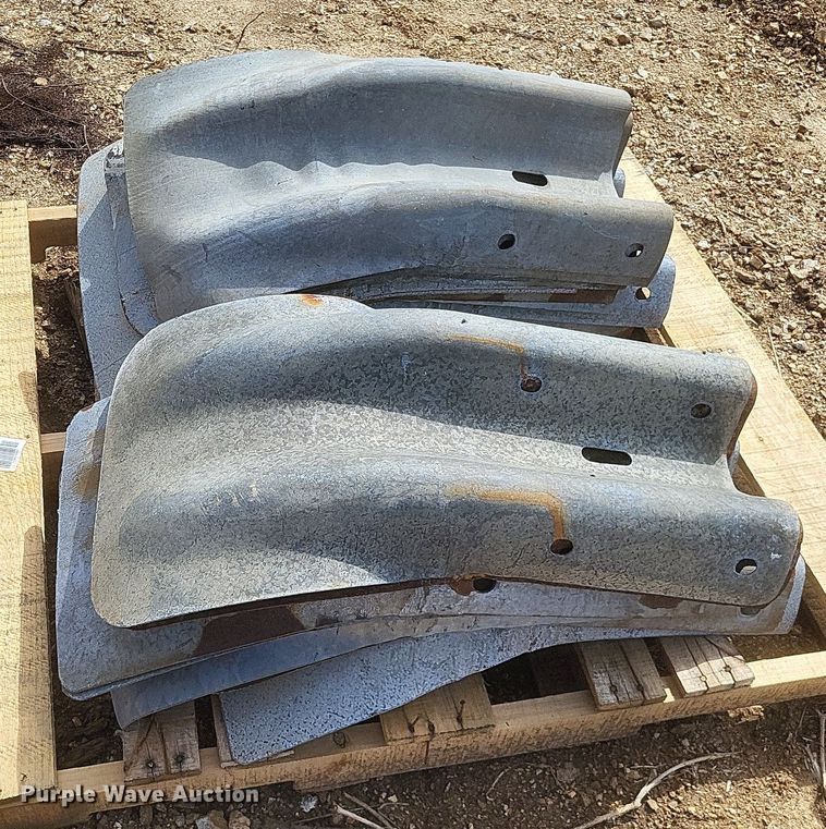 image for item DO4865 Approximately 140 guard rails