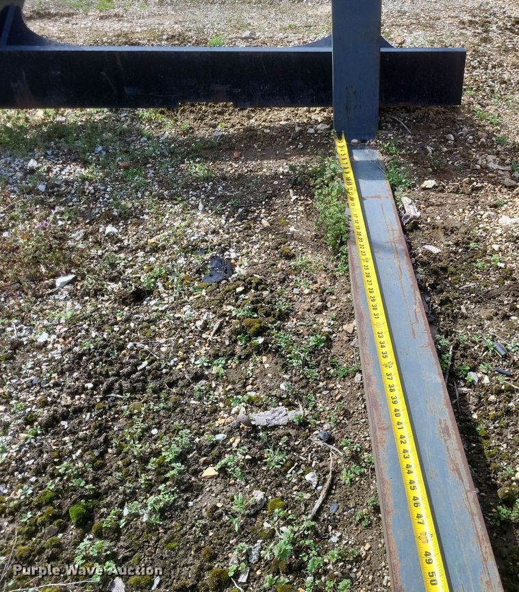 image for item DO4867 John Deere forks