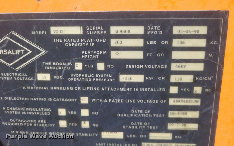 image for item DO4868 1998 Chevrolet K3500 bucket truck