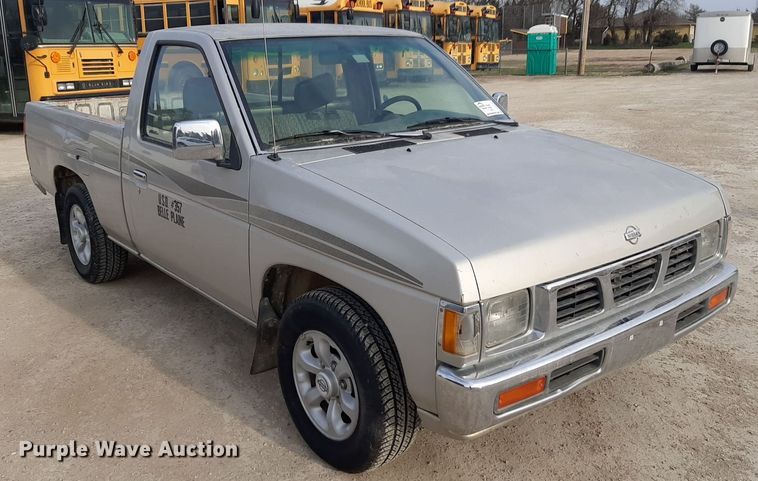 image for item DP2715 1997 Nissan pickup truck