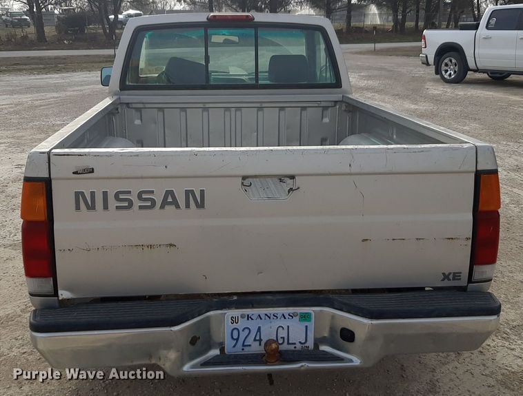 image for item DP2715 1997 Nissan pickup truck