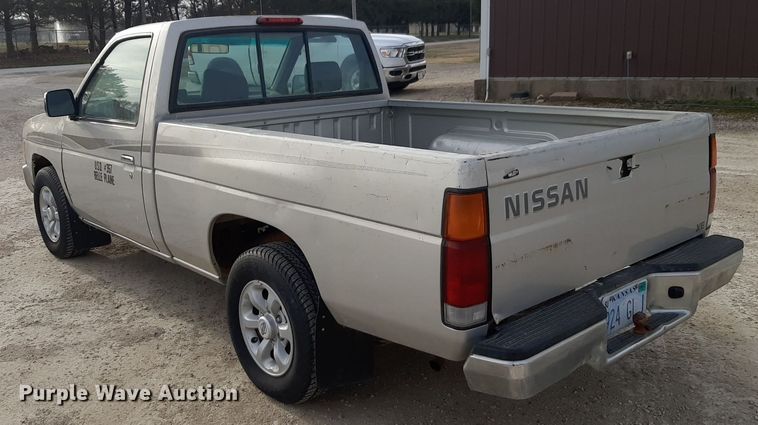 image for item DP2715 1997 Nissan pickup truck