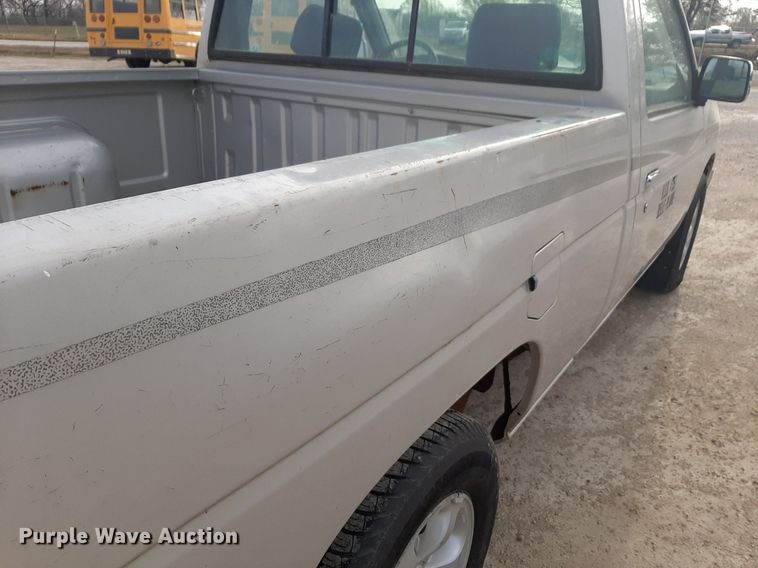 image for item DP2715 1997 Nissan pickup truck