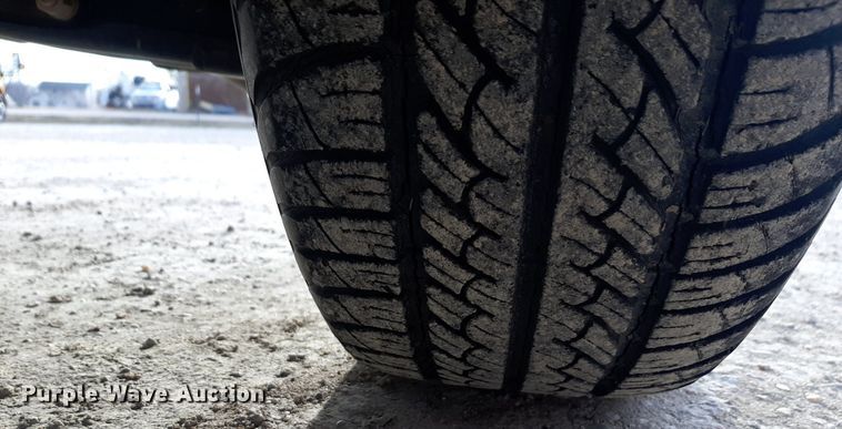 image for item DP2715 1997 Nissan pickup truck