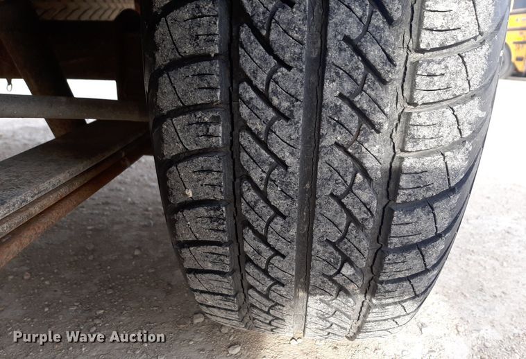 image for item DP2715 1997 Nissan pickup truck