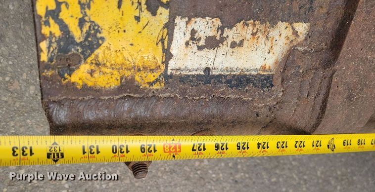 image for item DP3414 2005 International  7600 dump truck