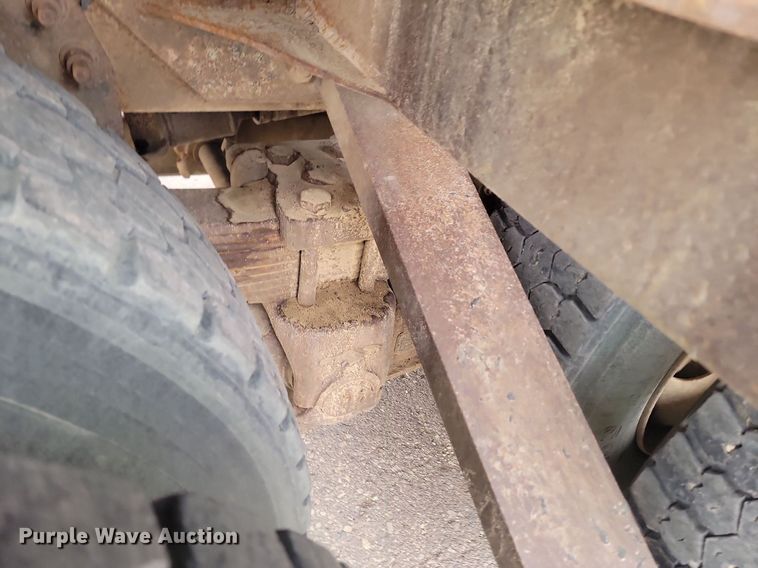 image for item DP3414 2005 International  7600 dump truck