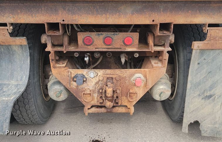image for item DP3414 2005 International  7600 dump truck