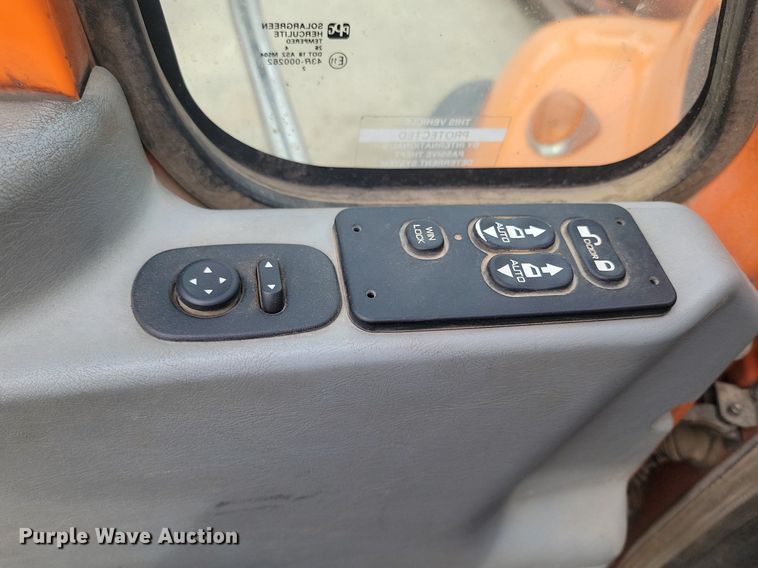 image for item DP3414 2005 International  7600 dump truck