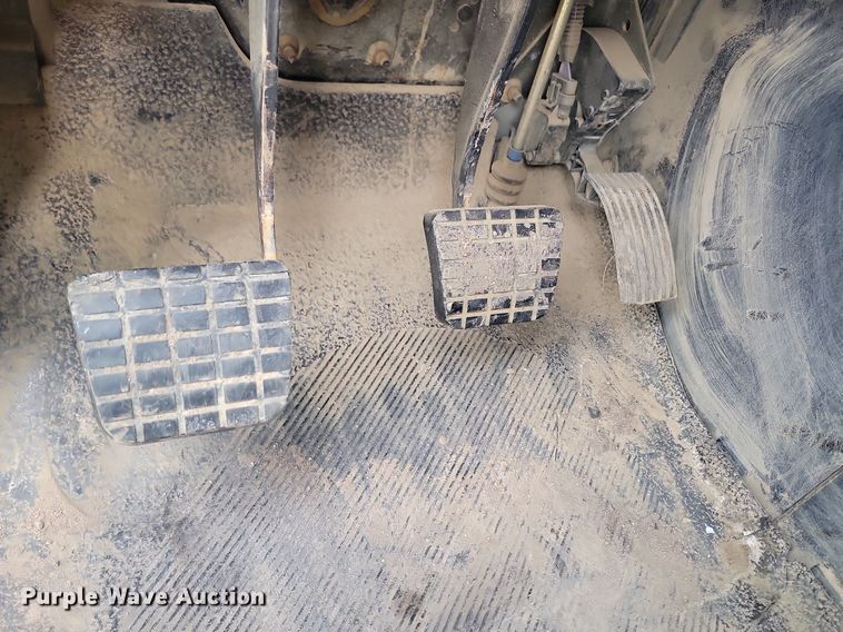 image for item DP3414 2005 International  7600 dump truck