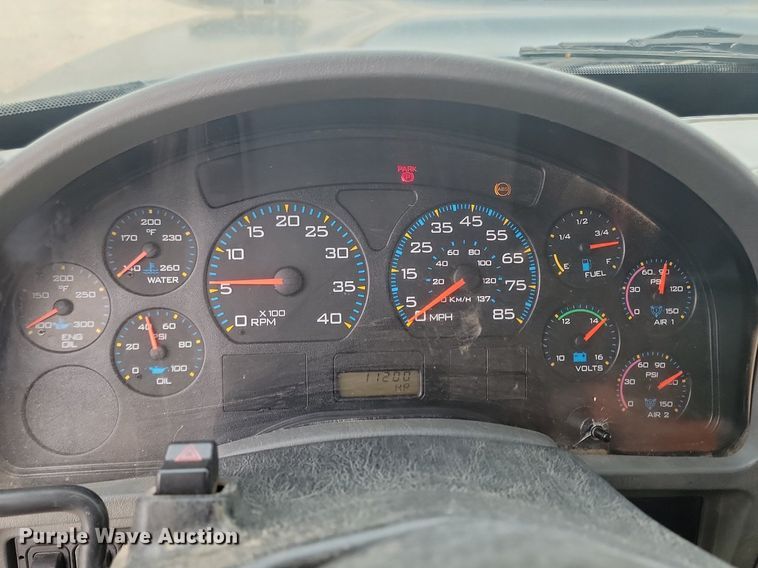 image for item DP3414 2005 International  7600 dump truck