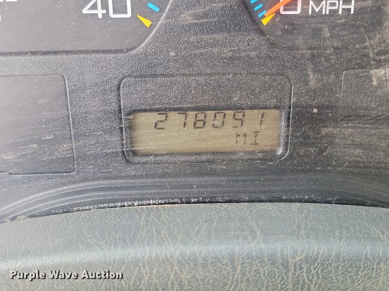 image for item DP3414 2005 International  7600 dump truck