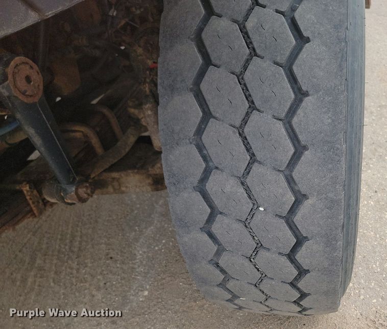 image for item DP3414 2005 International  7600 dump truck