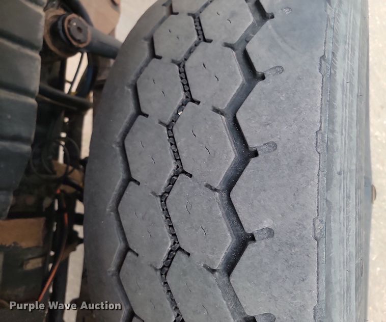 image for item DP3414 2005 International  7600 dump truck