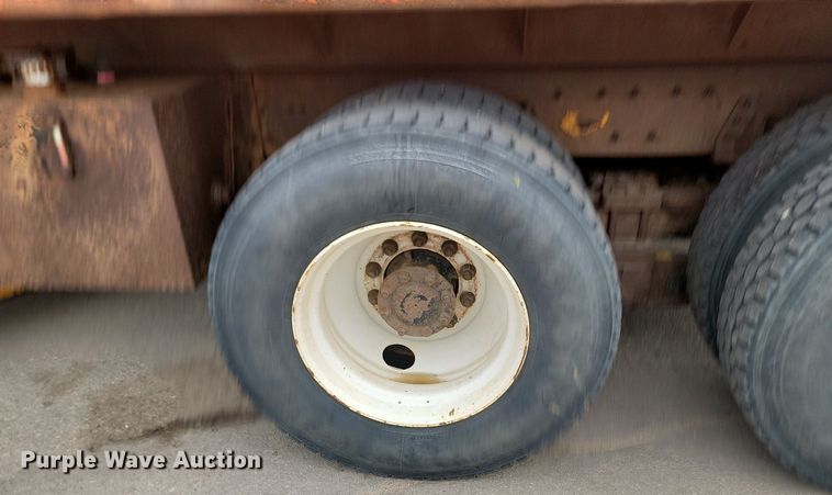 image for item DP3414 2005 International  7600 dump truck