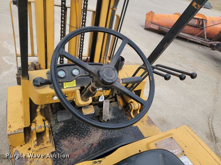 image for item DP3415 Komatsu  FG30-7 forklift