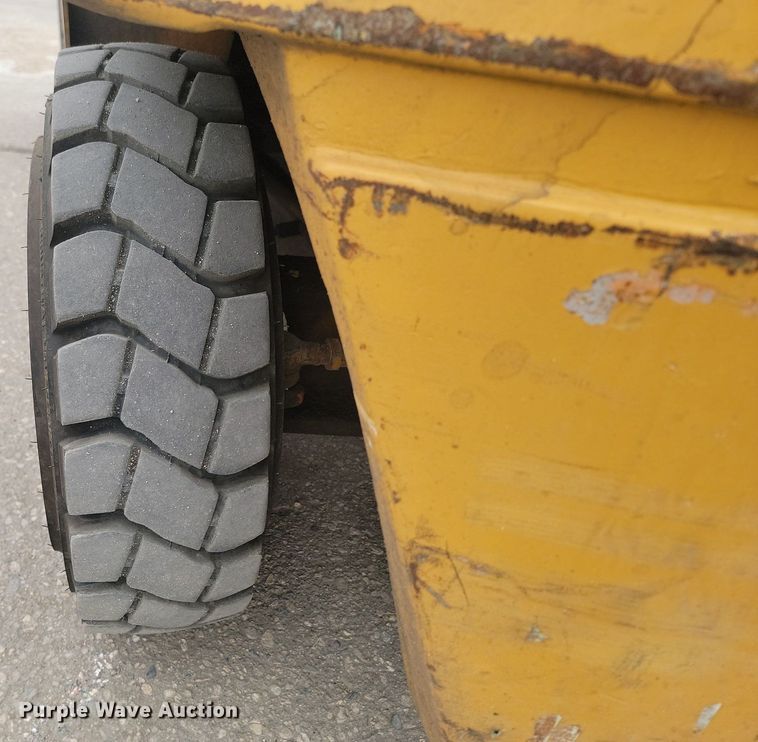 image for item DP3415 Komatsu  FG30-7 forklift