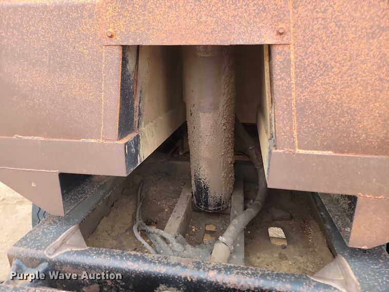 image for item DP3419 1980 East end dump pup trailer