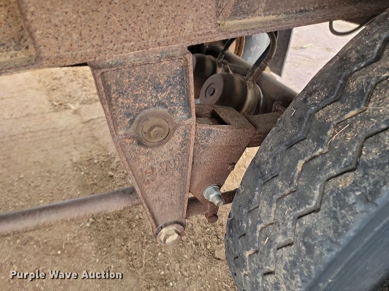 image for item DP3419 1980 East end dump pup trailer