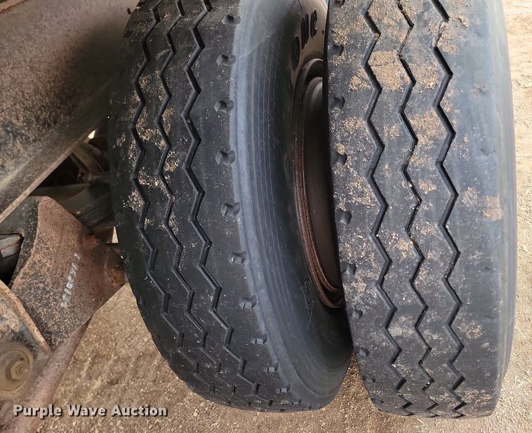 image for item DP3419 1980 East end dump pup trailer