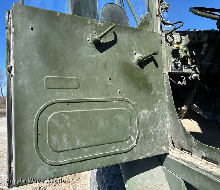 image for item DQ6452 1990 BMY M929A2 dump truck