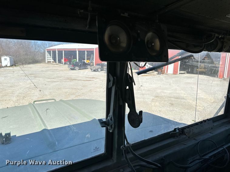 image for item DQ6452 1990 BMY M929A2 dump truck